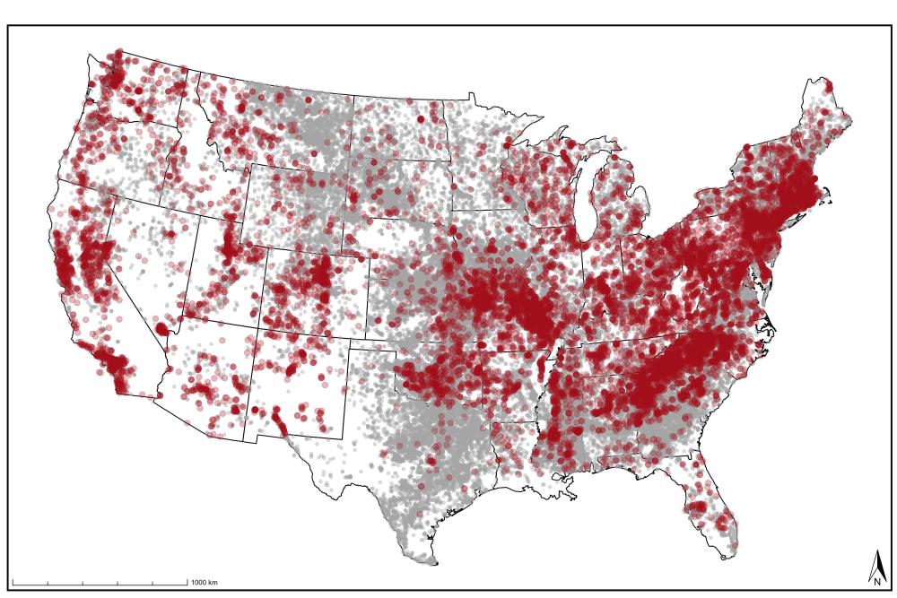 Map of the USA with red and gray points.