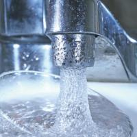 Sinkhead with water flowing out
